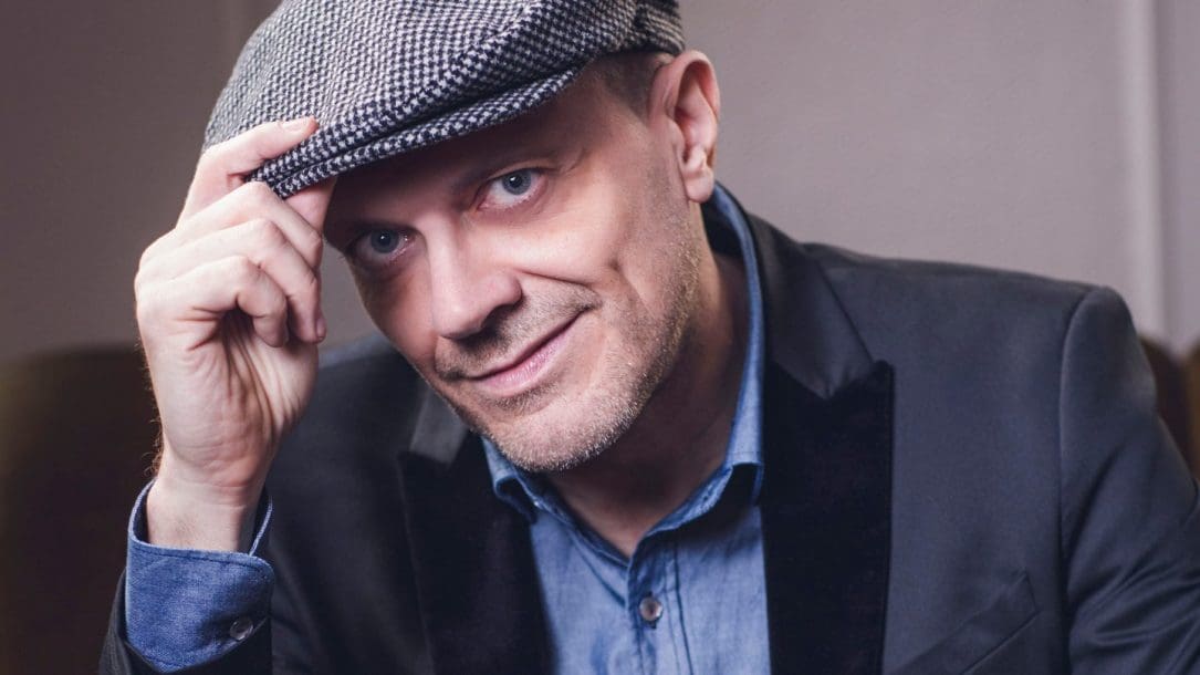 max pezzali un autobiografia cinque dischi max pezzali un autobiografia cinque dischi