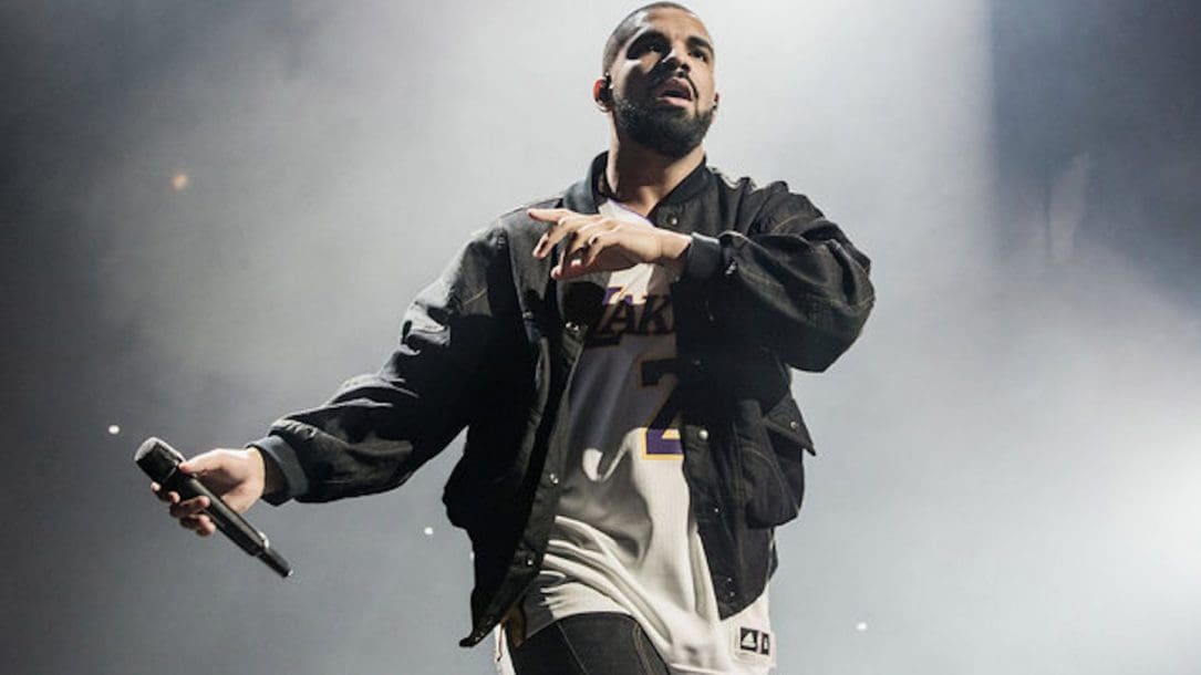 Drake lancia la giacca di Scorpion
