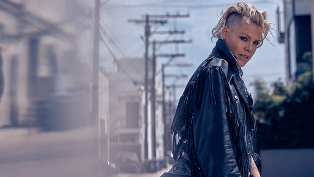 P!nk: ascolta qui il suo nuovo singolo Walk Me Home