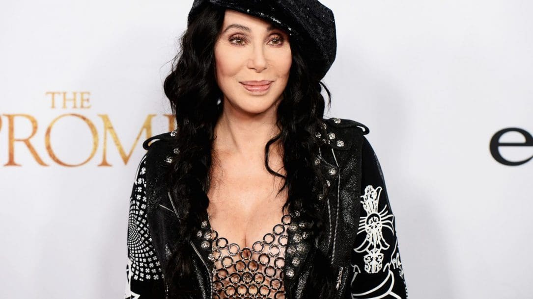 Cher ha pubblicato il suo nuovo album Dancing Queen