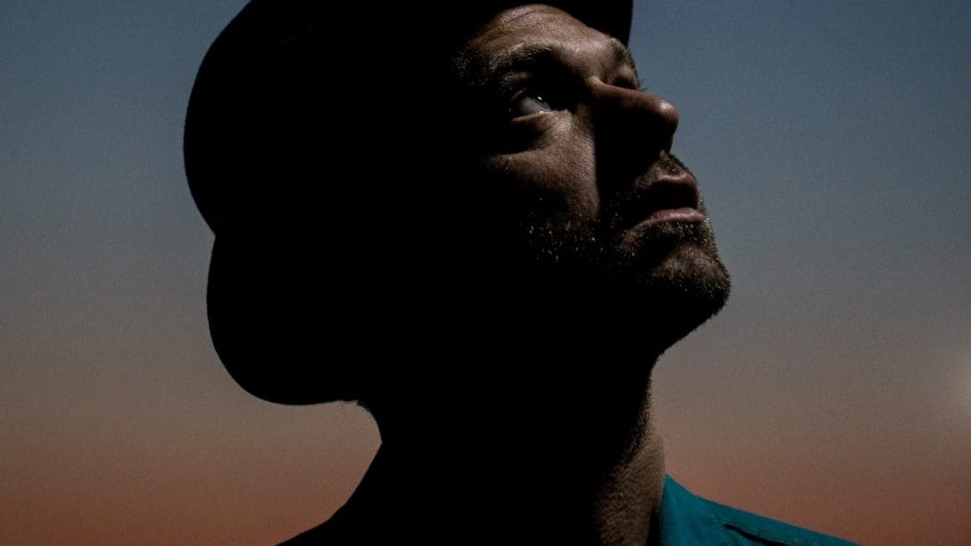 Lui Hill presenta The Game insieme a Fye & Fennek