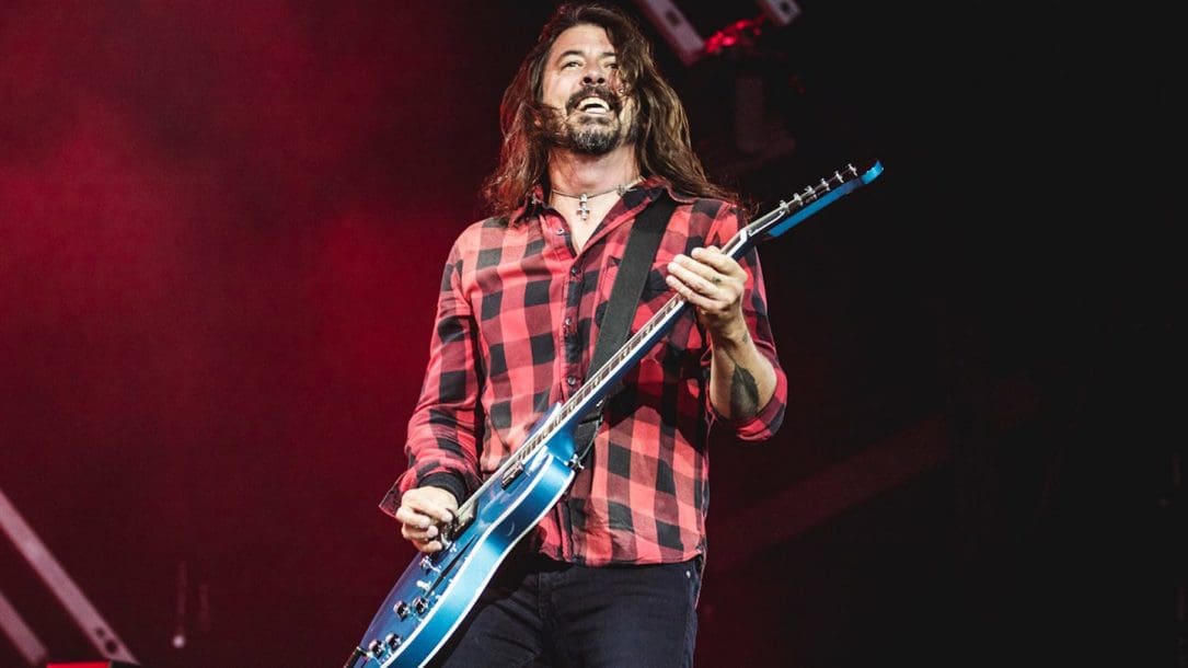 Dave Grohl dei Foo Fighters è stato protagonista di un siparietto decisamente interessante con un fan di 10 anni sul palcoscenico
