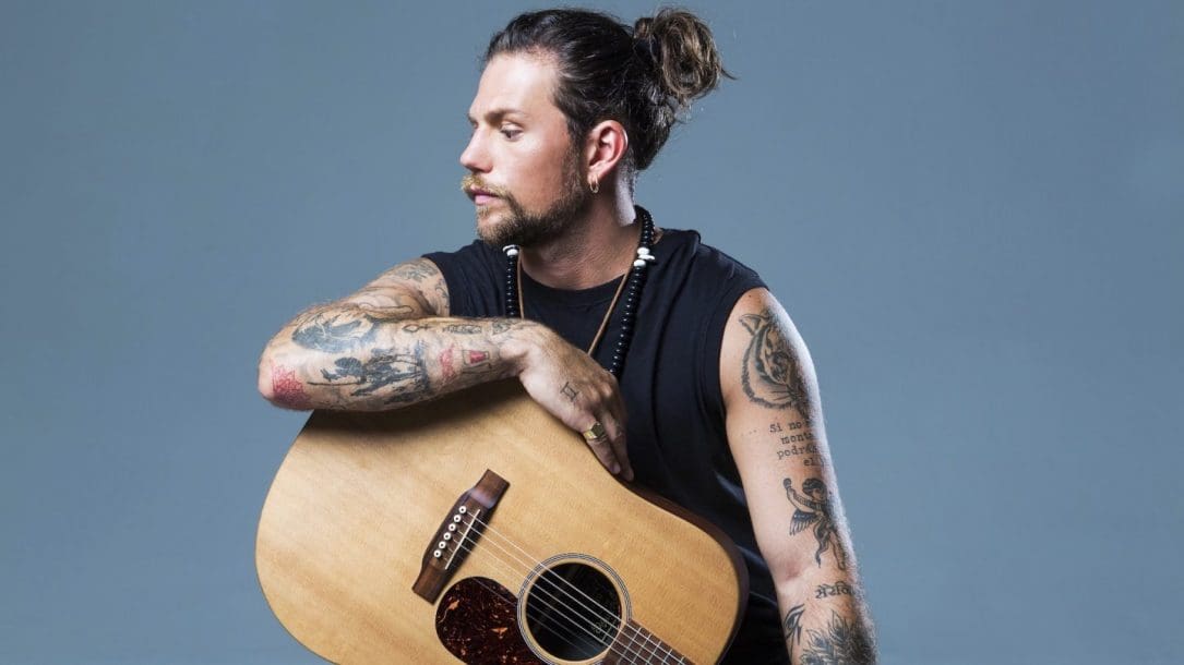 Blackout al concerto di Enrico Nigiotti a Livorno: guarda il video