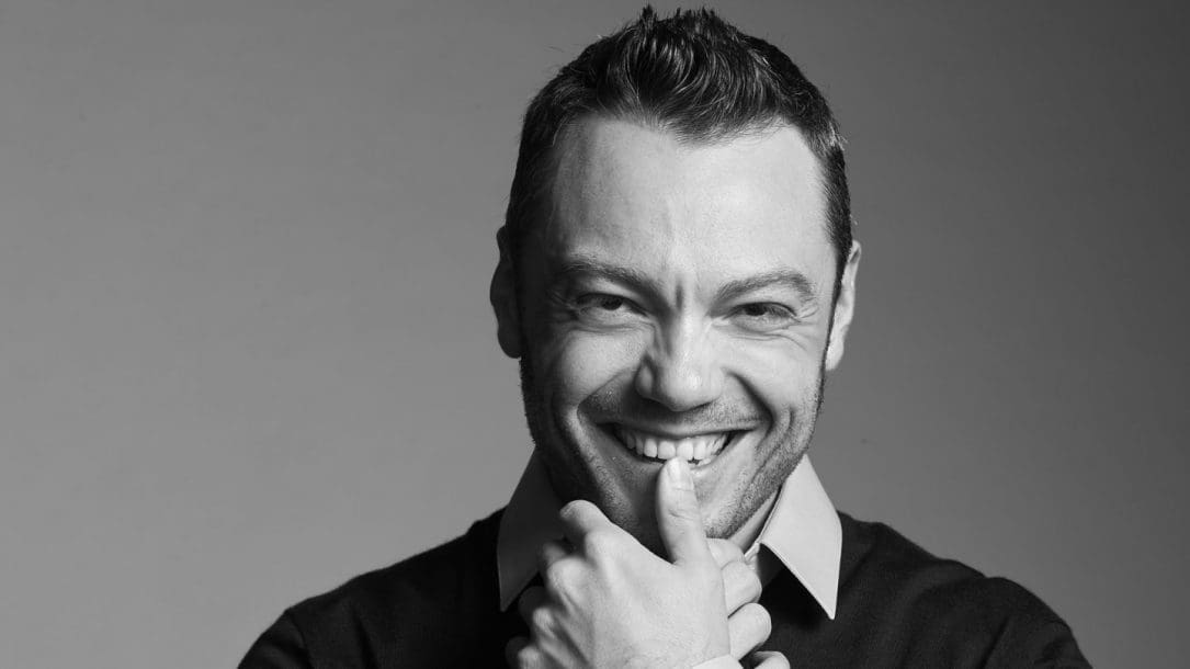 Tiziano Ferro: il 22 novembre arriva il nuovo album Accetto Miracoli
