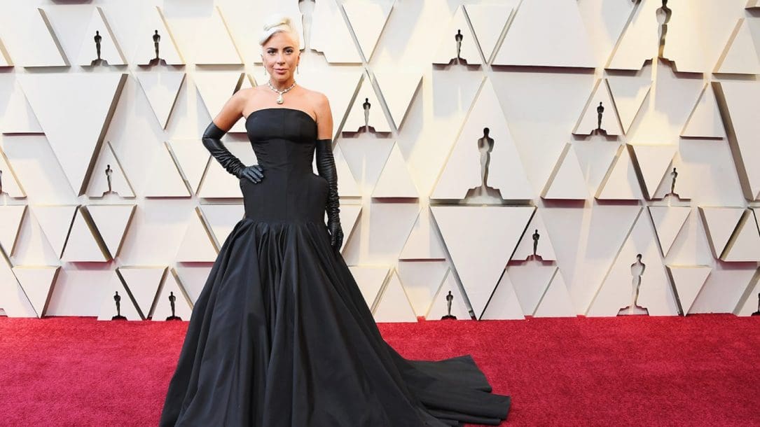 Lady Gaga vince un Oscar per Shallow: Combattete per i vostri sogni Lady Gaga vince un Oscar per Shallow: Combattete per i vostri sogni
