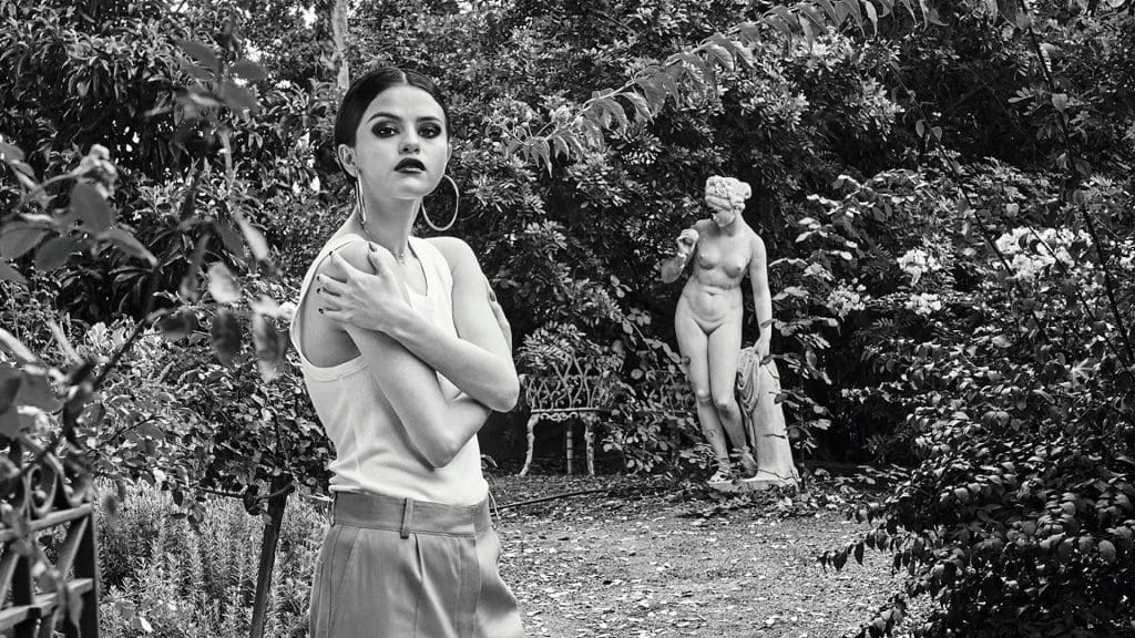 Selena Gomez ha detto che il nuovo album «arriverà presto»