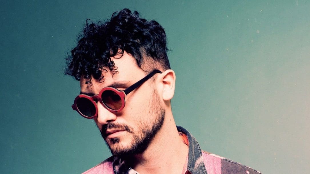 Carl Brave pensa già all'estate: le date del suo Notti Brave Summer Tour