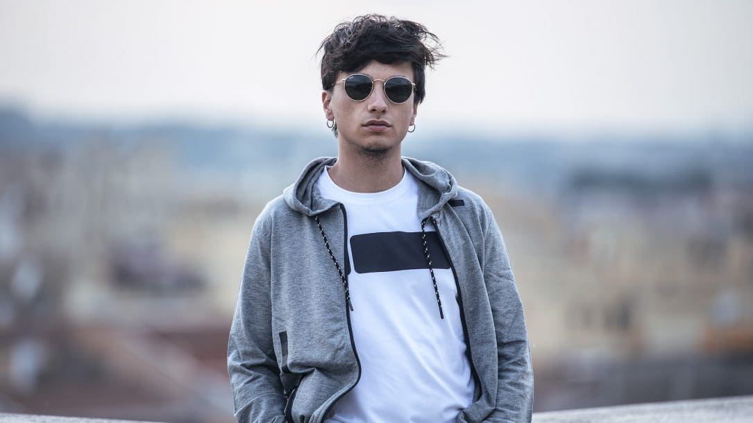Rondini al Guinzaglio: guarda il video del nuovo singolo di Ultimo