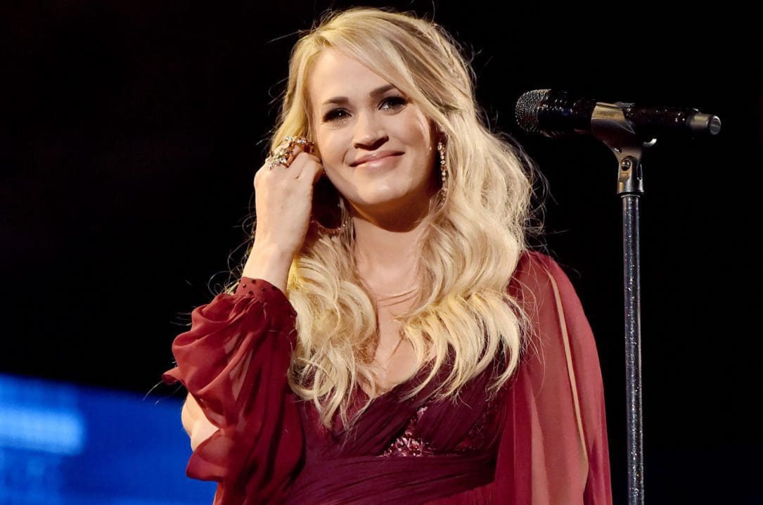 Carrie Underwood festeggia il primo giorno di prove del nuovo tour