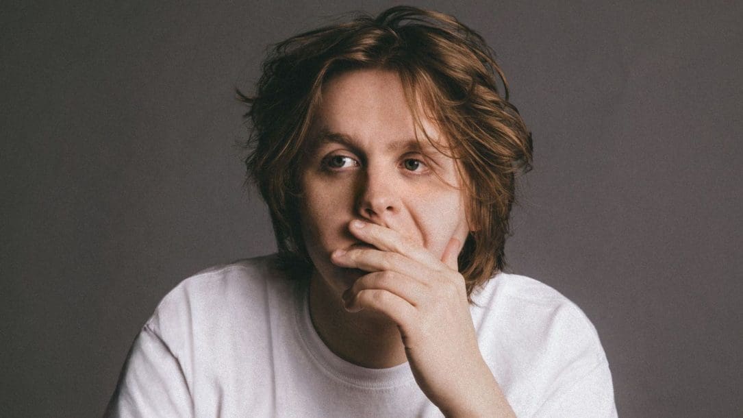 Lewis Capaldi: ascolta qui il suo primo album