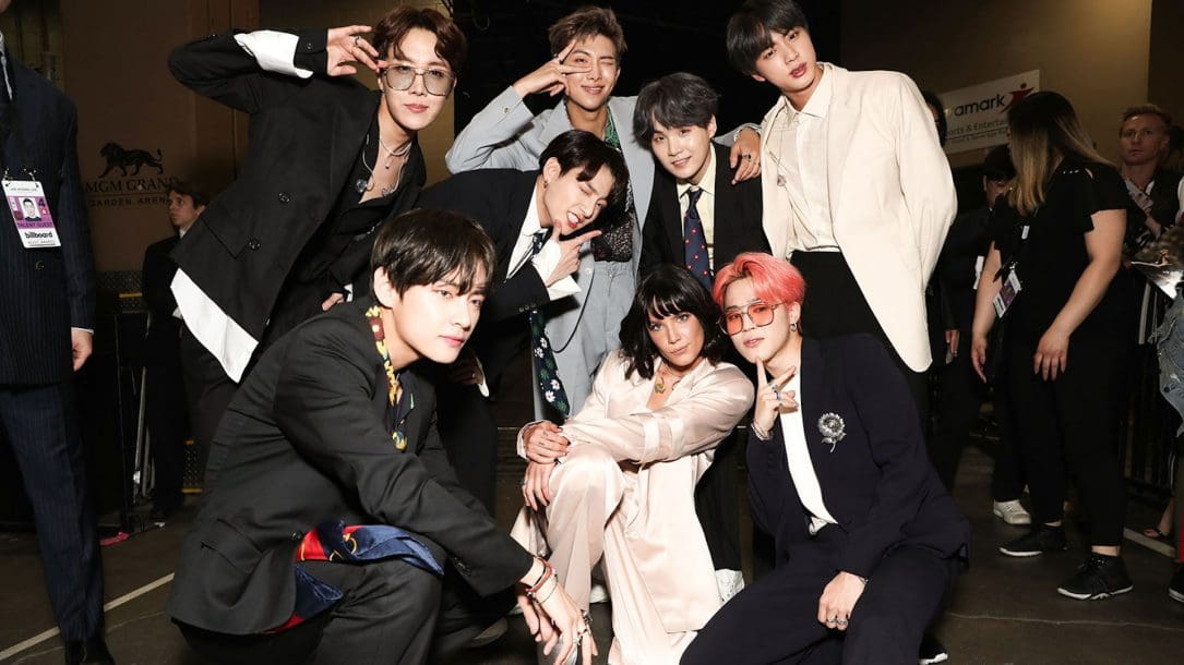 Halsey: la sorpresa al pubblico di Parigi durante il concerto dei BTS