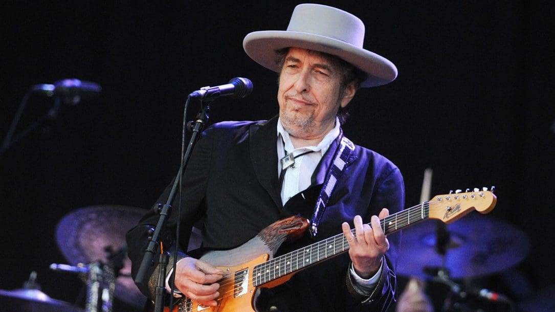 Bob Dylan sul palco insieme a Neil Young dopo 25 anni