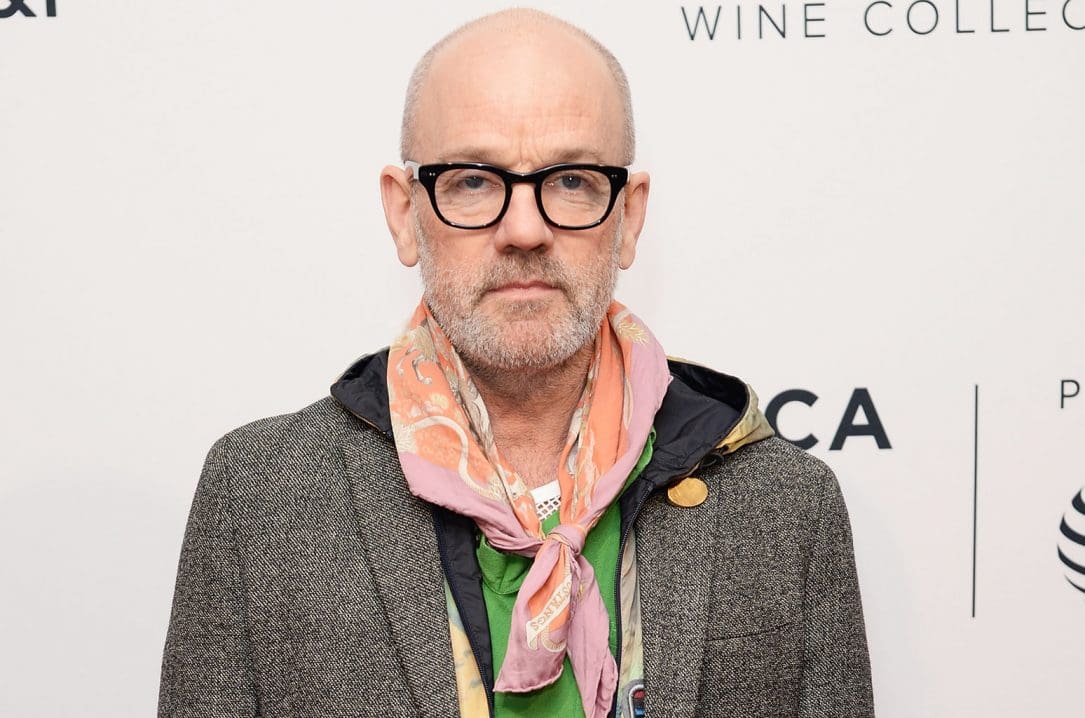 Your Capricious Soul è il primo singolo da solista di Michael Stipe