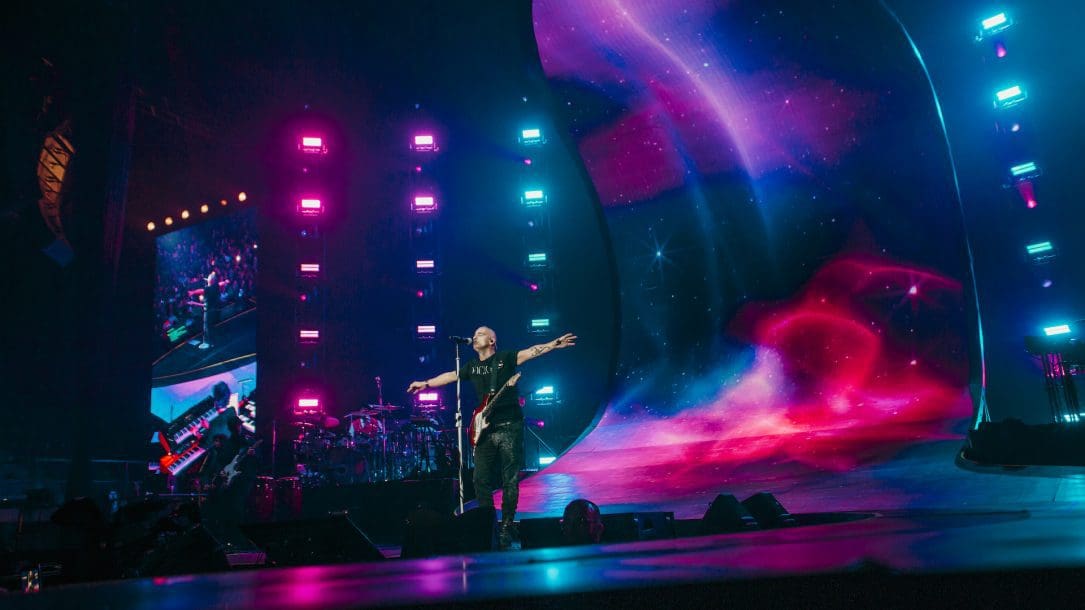 Eros Ramazzotti: il suo tour mondiale di Vita Ce N'è torna in Italia