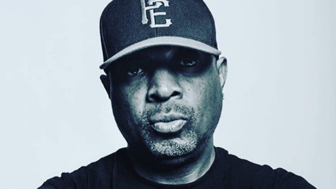 Chuck D, Instagram: @mrchuckd_pe