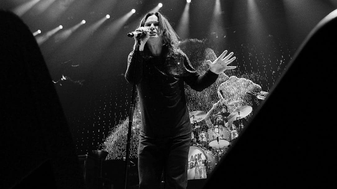 Black Sabbath: in vendita una t-shirt personalizzata per Black Lives Matter
