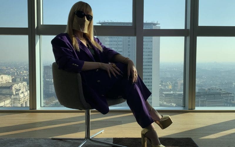 Miss Keta, fotografata alla Torre Galfa di Milano