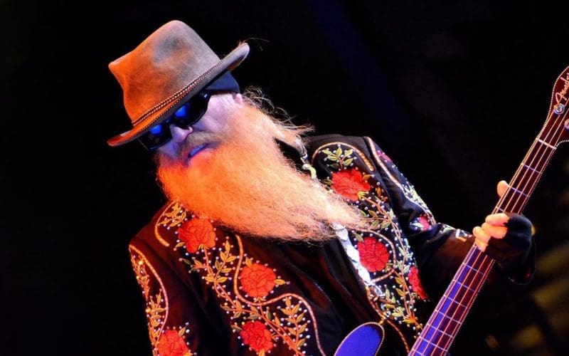Dusty Hill, ZZ Top. Foto dal profilo Instagram della band