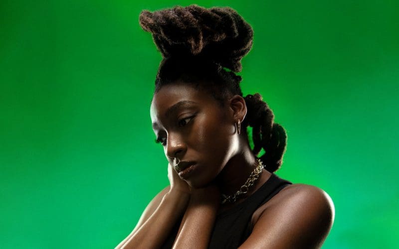 Little Simz. Foto di Nwaka Okparaeke