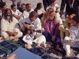 Beatles - India - 1 - foto di Colin Harrison Avico Ltd